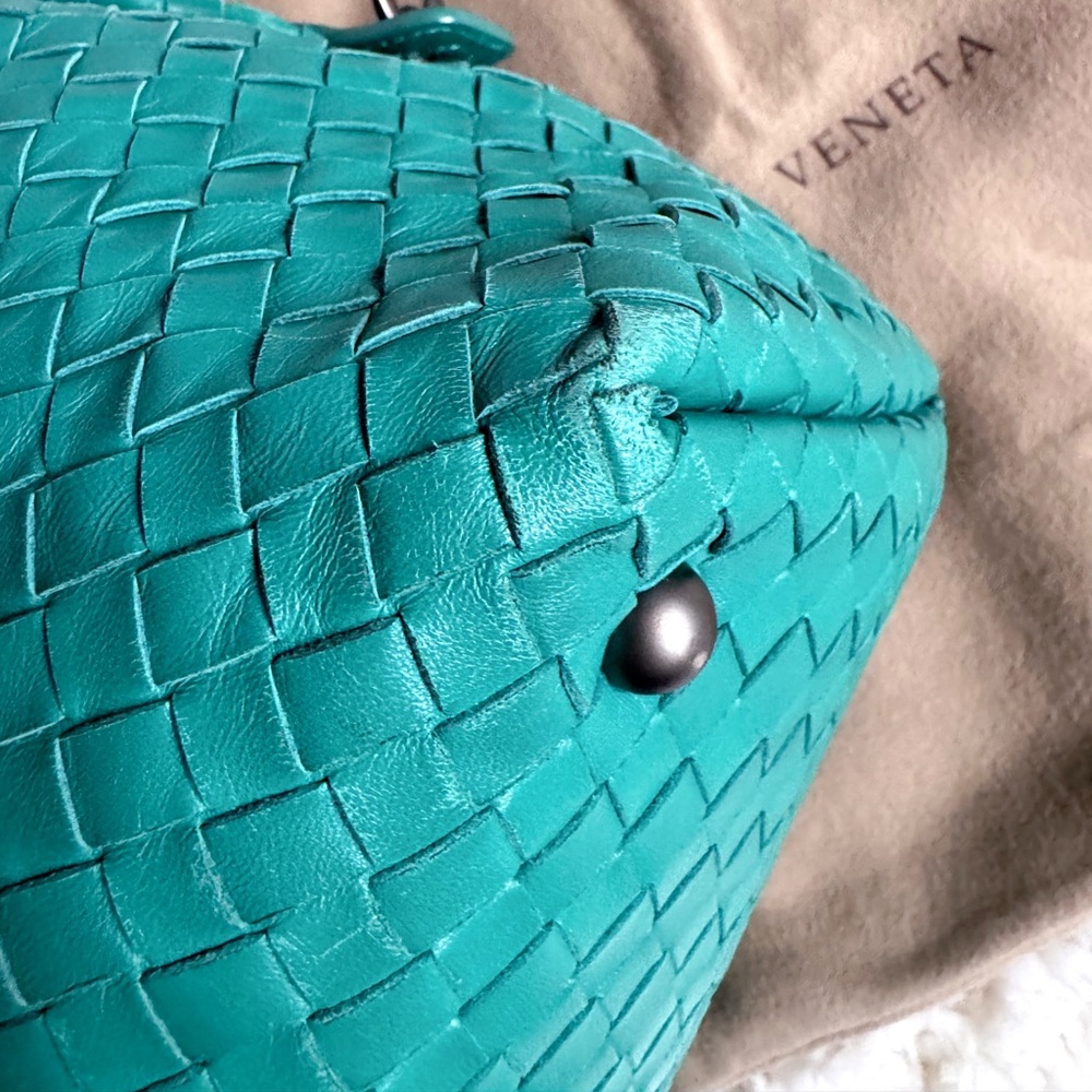 SOLD🎄Bottega Veneta montaigne teal green intrecciato satchel shoulder bag - Picture 12 of 15